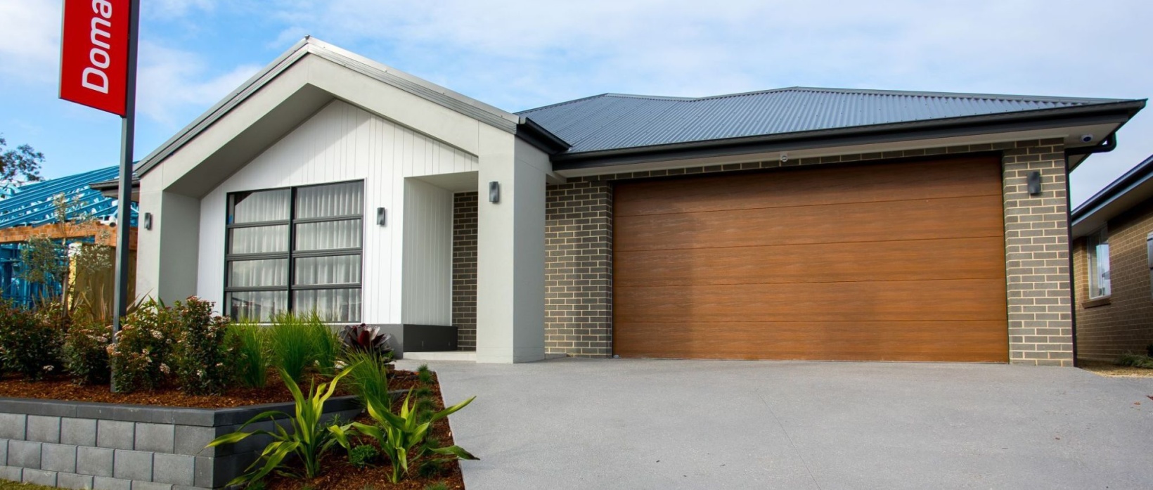 Building Your Home With a Private Builder vs Volume Builder | Domaine Homes
