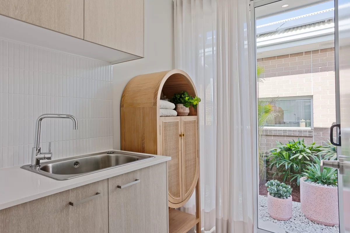 nsw Sohar-23-Oran-Park R6V21758-Edit